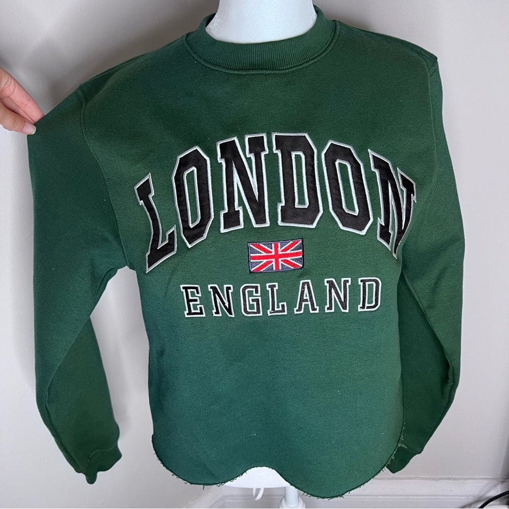 Green London England Crewneck Size Medium!